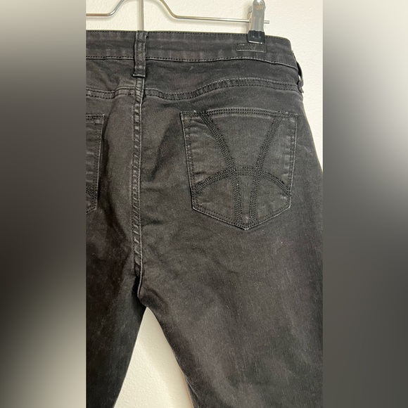 Kut from the Kloth jeans size 12 - Picture 4 of 7